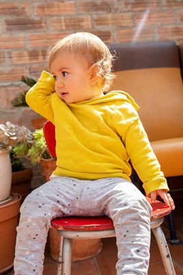 Bebek Sweatshirt İle Kombinlenecek Alt Giyimler Nelerdir?