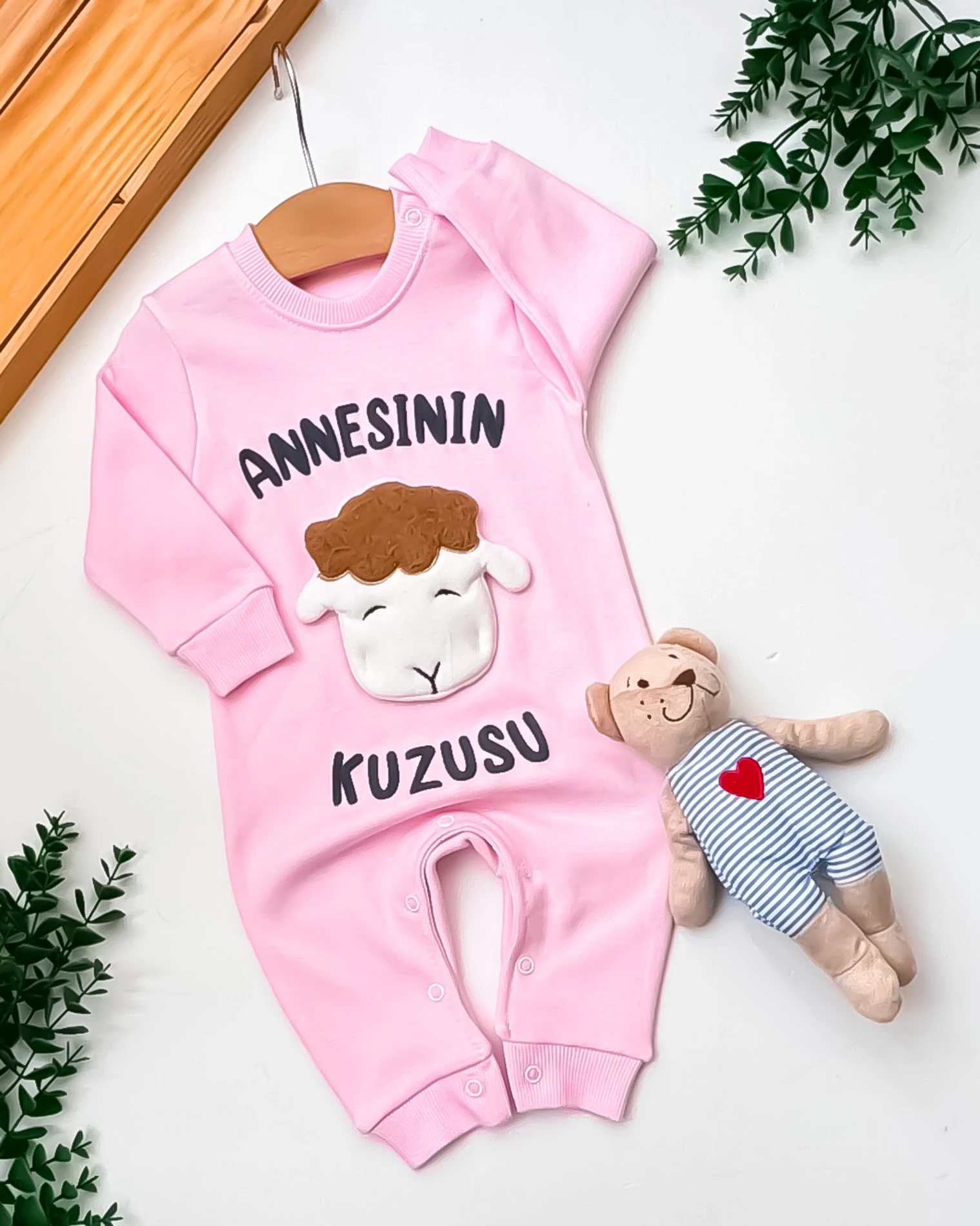 Babymii Babasının Annesinin Kuzusu Nakışlı Omuzdan ve Alttan Çıtçıtlı Bebek Tulum