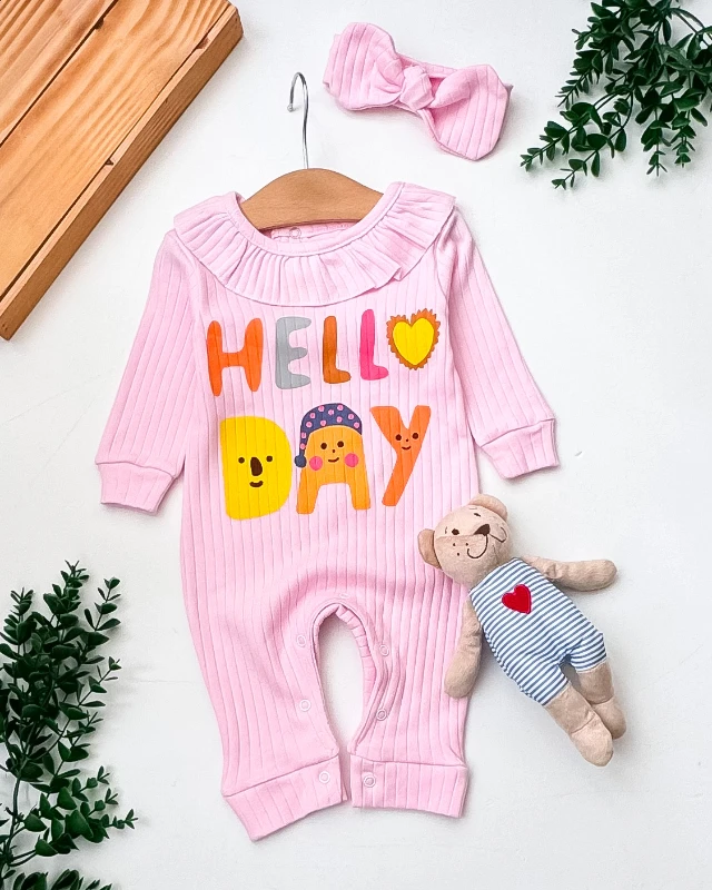 Babymii Hello Day Baskılı Raporlu Kumaş Omuzdan ve Alttan Çıtçıtlı Şapkalı Bebek Tulum