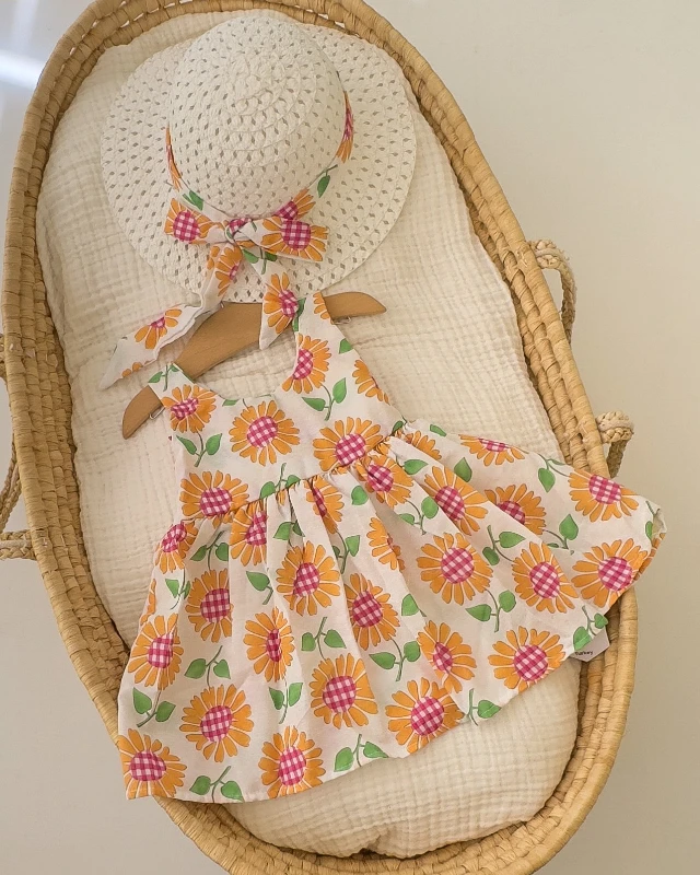 Miniapple Yazlık Hasır Şapkalı Pötikareli Çiçek Desenli Bebek Elbisesi - SARI